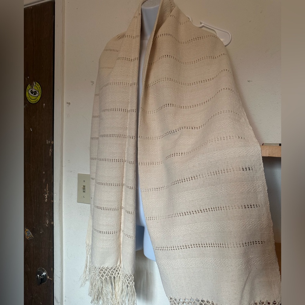 Elegant Cream Woven Throw Blanket